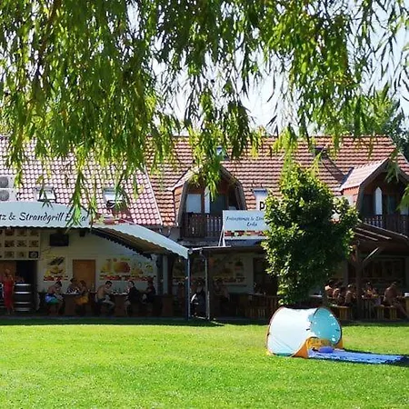 Strandi Apartmanok- Aranyhid شقة *