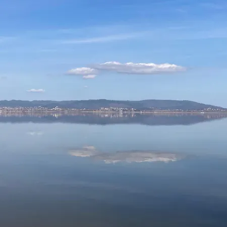 Апартаменты Strandi Apartmanok- Aranyhid